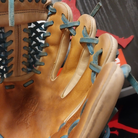 Rawlings RH Infield Glove Heart Of The Hide R2G Limited Edition - Picture 11 of 11